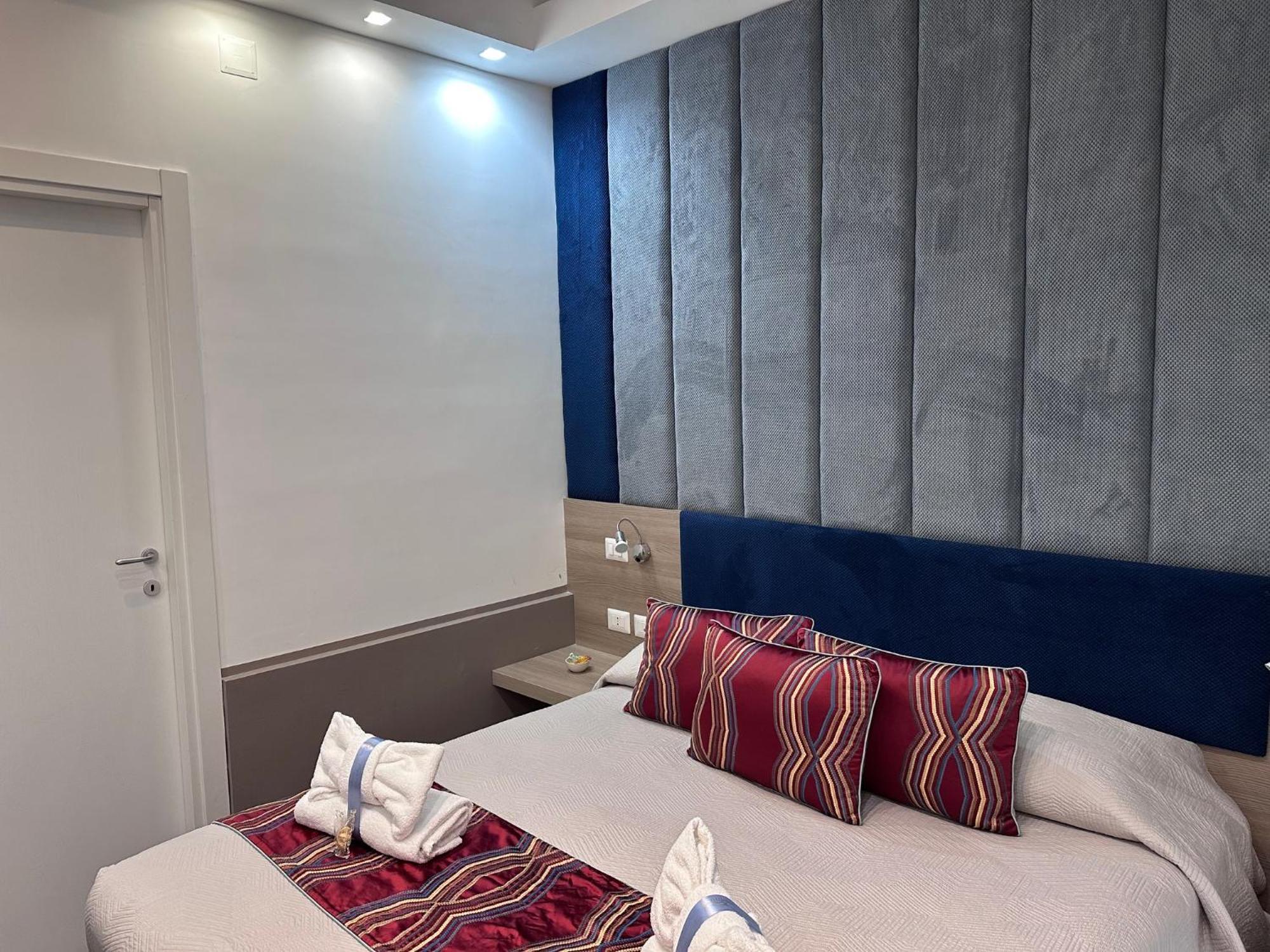Regina Margherita Suite Naples Exterior photo